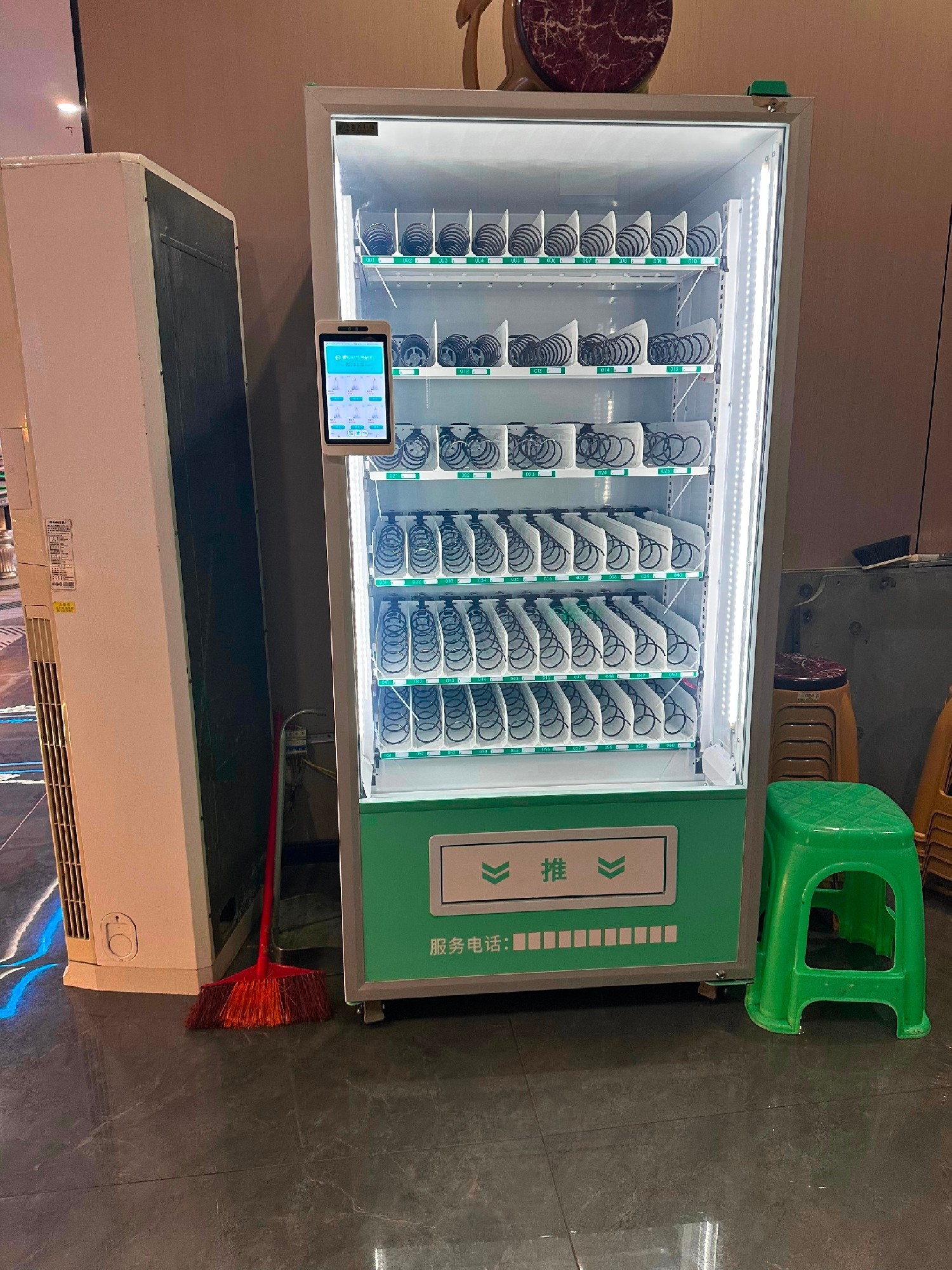 探秘 “大數(shù)據(jù)賦能” 下的智購科技自動售貨機，洞察消費新趨勢